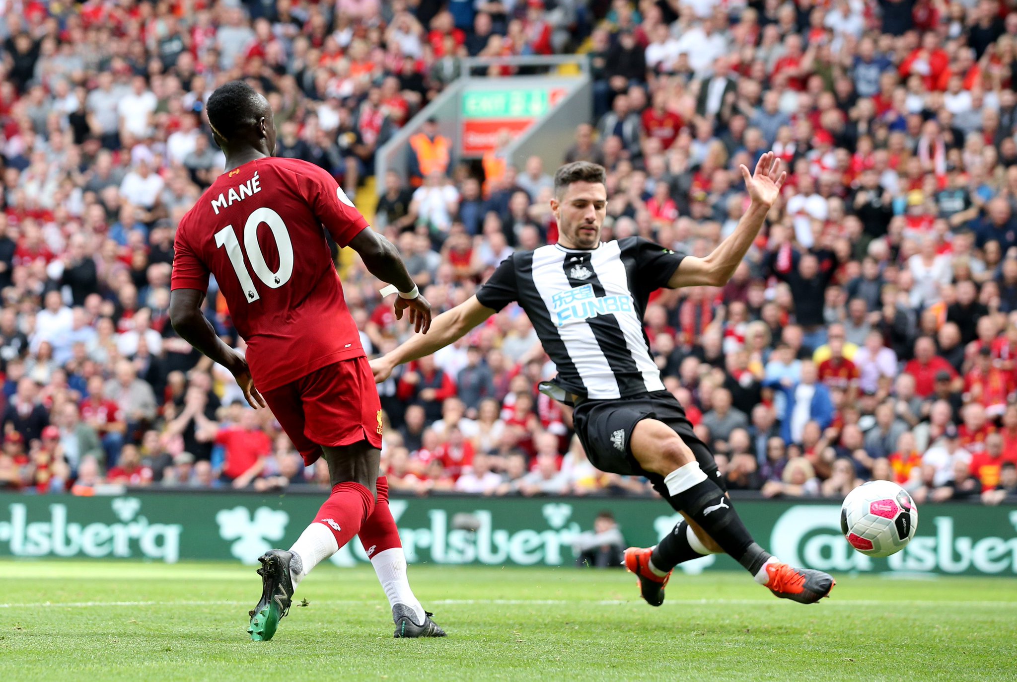 之间往返的 之间往返的