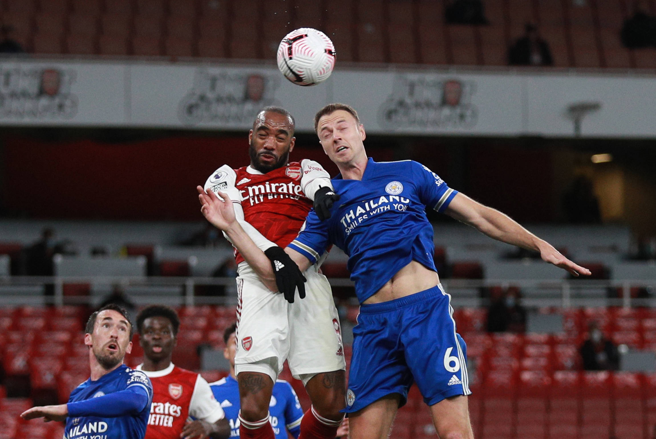 俱樂部和球 俱樂部和球